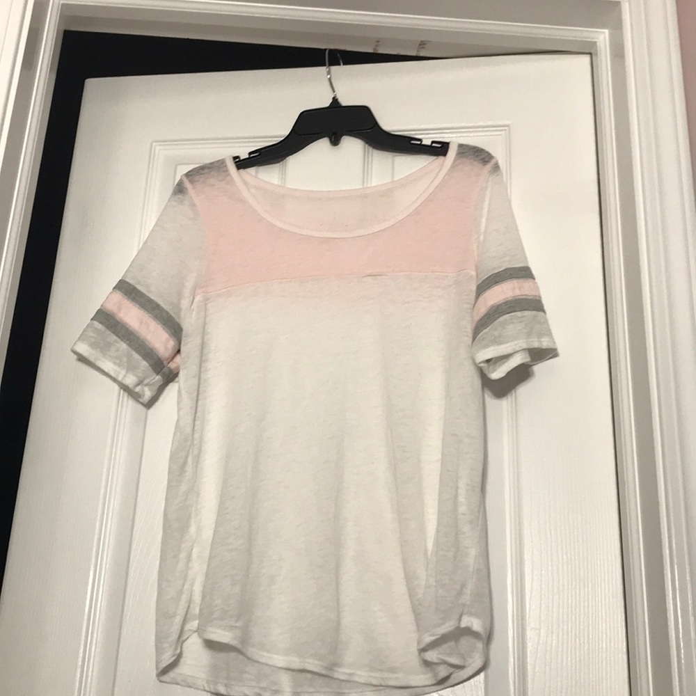 Tee shirt